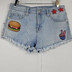 Mossimo 70s inspired patches raw hem jen shorts size 6 / 28